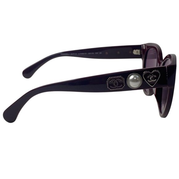 Chanel Faux Pearl CC Logo Sunglasses 56 main image 9